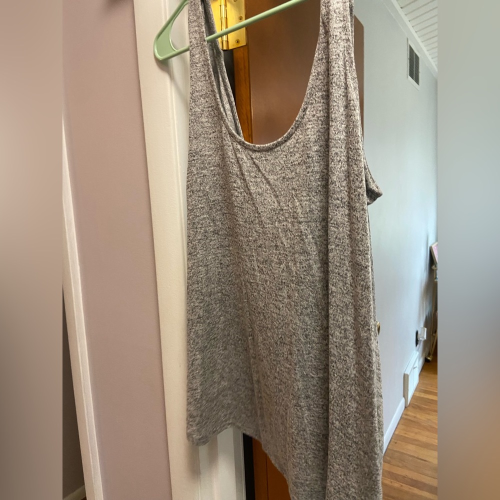 Express Gray Tank with twist back!